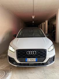 Audi q2 1.6 tdi s-tronic identity black my 20