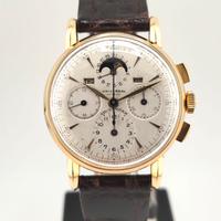 Universal Genève Tri-Compax Ref. 52216 Cronografo