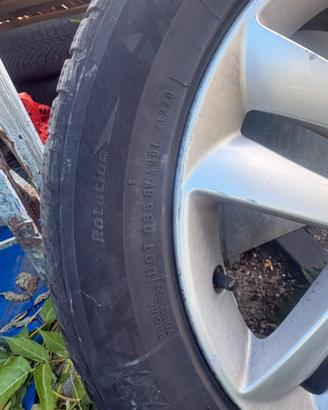 Cerchi in lega 215/55r17 con gomme nuove