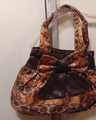 Borsa vintage animalier stampa pitone con grande f