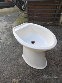 Bidet per camper e roulotte in plastica