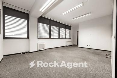 UFFICIO IN ZONA INDUSTRIALE