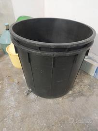 Attrezzatura per produzione vino artigianale