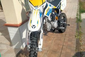 motocross YCF 125 BIGY 
