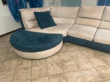 Divano 4 posti Poltrone e Sofa