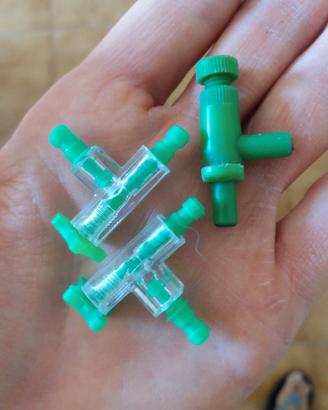 accessori per acquari - 3pz tubi e valvole €1