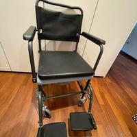 Sedia a rotelle comoda