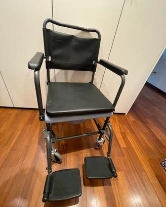 Sedia a rotelle comoda