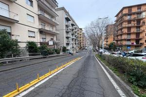 FLEMING - Bottega 130mq con ampio soppalco