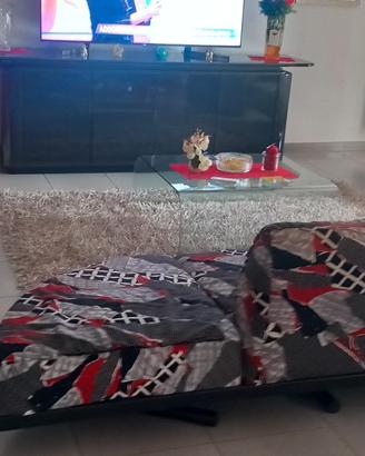 Tris Divani + due fioriere