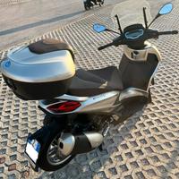 Piaggio Beverly 300 hpe