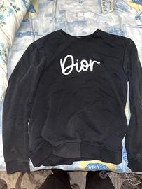 Felpa girocollo taglia xl veste come L