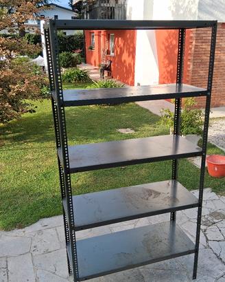 Scaffale  metallico
