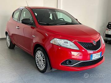 Lancia Ypsilon 1.2 69 CV 5 porte Gold