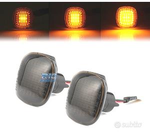 FRECCIE LATERALI A LED FUMÉ AUDI SKODA