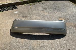 Paraurti posteriore ford fiesta dal 2002 a 2005