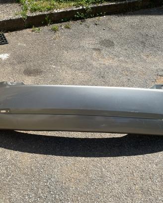 Paraurti posteriore ford fiesta dal 2002 a 2005