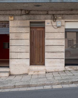 Locale commerciale Ragusa n*448, 452