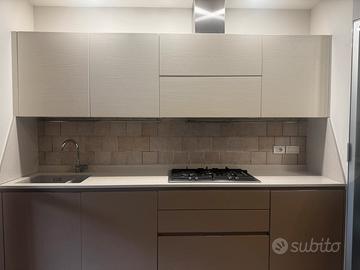 Cucina Moderna di design - Finiture pregiate -