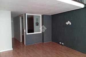 NEGOZIO A LANGHIRANO