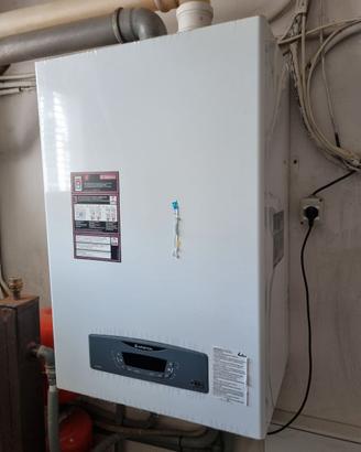 Cladaia a condensazione Ariston, clas B one 2018