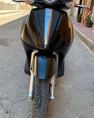 Puaggio beverly 300