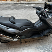 Yamaha tmax 530