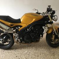 Triumph 1050 speed triple