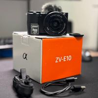 Videocamera ZV-E10 con SD Compresa