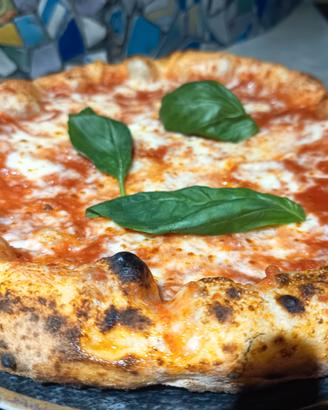 Pizzaiolo /fornaio