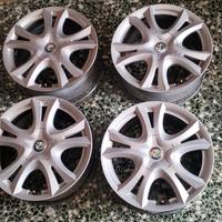 X Alfa Romeo Mito 