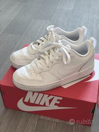 Scarpe nike 36.5 bianche