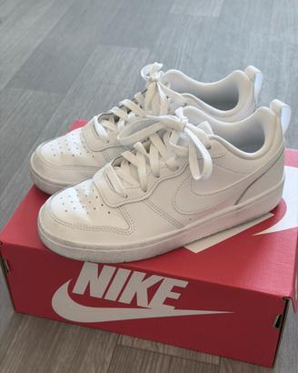Scarpe nike 36.5 bianche