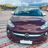 Opel Adam 1.2 70 CV Slam