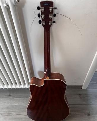 Chitarra acustica CORT (preamplificta)