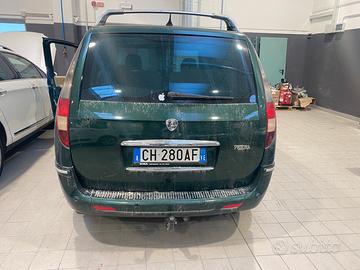 Lancia phedra 2004 con testata da sostituire