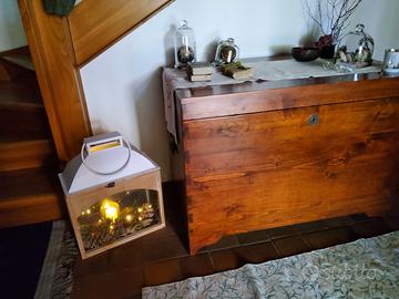 Lanterna in legno e vetro ,