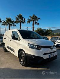 TOYOTA PROACE CITY MAXY
