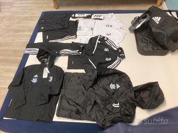 GiacconeJuventus borsone calcio completo 9/11 anni