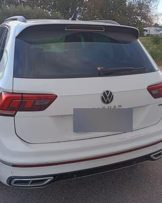 Volkswagen Tiguan 2.0 Tdi R-line 150CV DSG 4Motion