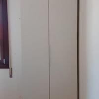 Armadio bianco due ante Ikea