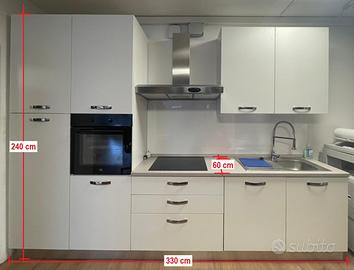 Cucina 330 x 240 cm - usata pochissimo
