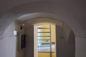 Locale commerciale con posto auto