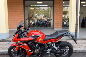 Honda CBR 650 F A 2900€ OPERAZIONE 50%