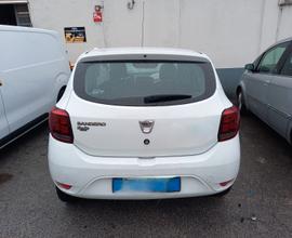 Dacia Sandero incidentata anno 2017