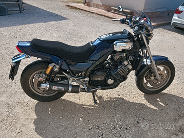 Yamaha fzx 750