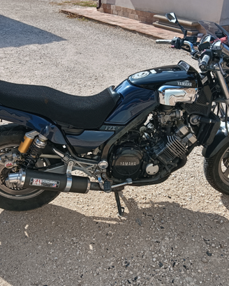 Yamaha fzx 750