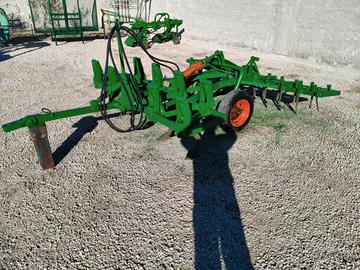 Tiller a molle trainato idraulico