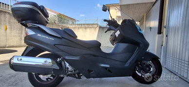 Burgman AN400 nero opaco