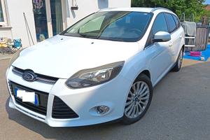 FORD FOCUS 1.6 ECOBOOST 150CV BENZ/GPL